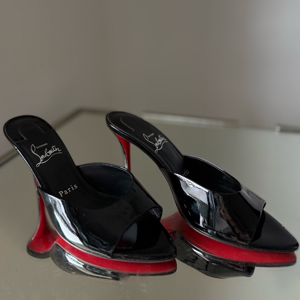 Worn once Christian Louboutin Miss Z Mule 80 mm Patent calf leather Black $995 - Picture 6 of 12